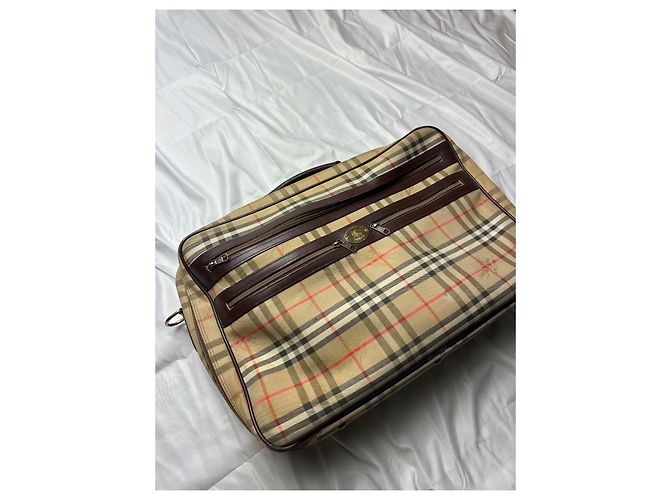 Valigetta Burberry 24 Hours in pelle beige - vista 4