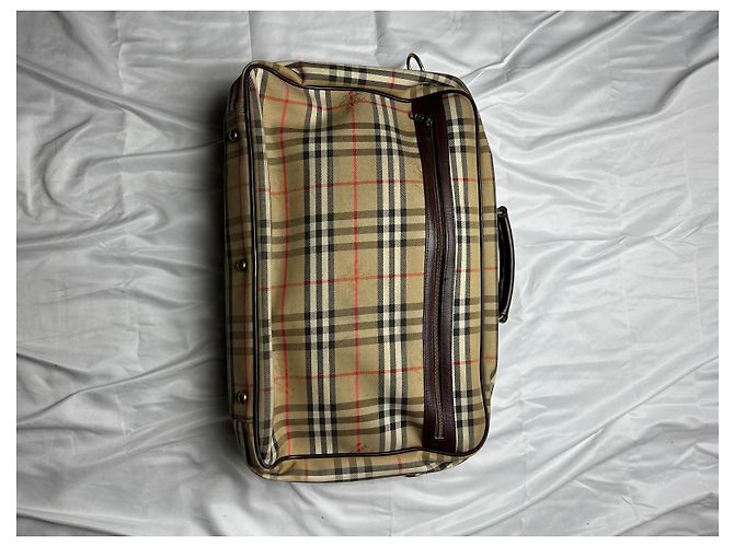 Valigetta Burberry 24 Hours in pelle beige - vista 5