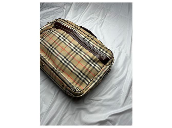 Valigetta Burberry 24 Hours in pelle beige - vista 7