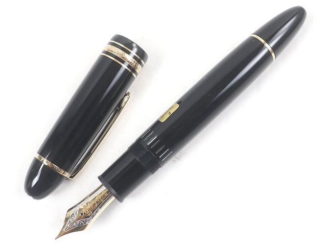 Pluma Montblanc Meisterstück Au750 Negro - vista 3
