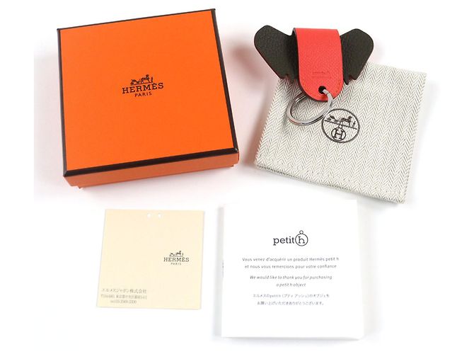 Charm in pelle elefante Petite Ash di Hermès Rosso - vista 2