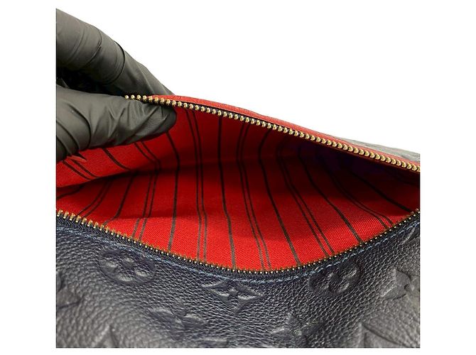 Borsa 2 in 1 Pochette Metis Monogram Empreinte Louis Vuitton Blu - vista 11