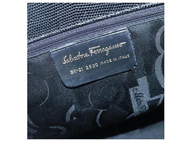 Borsa Tote Vala in pelle nera e oro Salvatore Ferragamo Auth gh727 Nero D'oro - vista 12