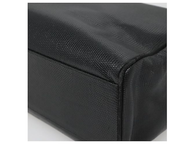 Borsa Tote Vala in pelle nera e oro Salvatore Ferragamo Auth gh727 Nero D'oro - vista 9