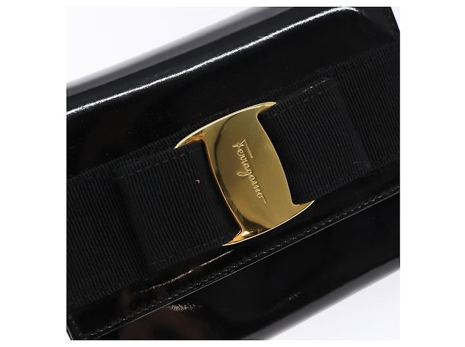 Borsa a Spalla con Catena Salvatore Ferragamo Smalto Nero Oro Auth gh509 D'oro - vista 19