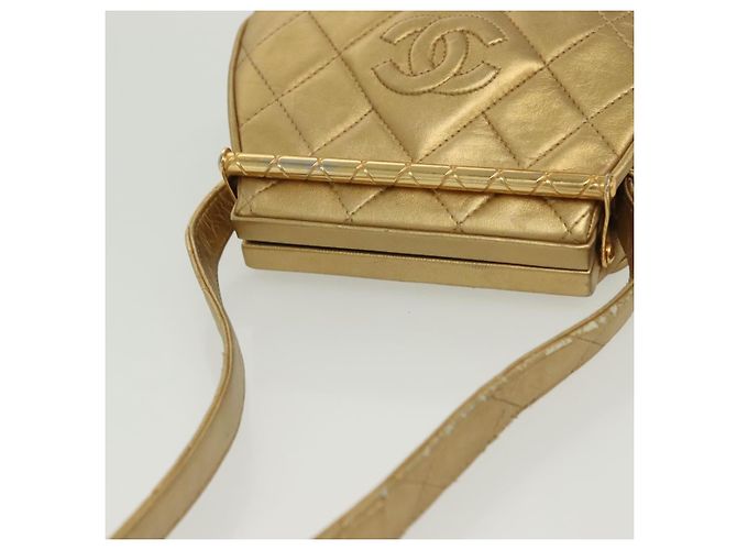 Borsa a Spalla CHANEL in Pelle di Agnello Oro CC Auth 140900 D'oro - vista 6