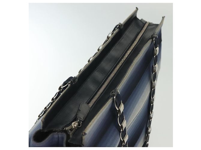 Borsa Tote Vala Vala in Tela Blu Argento Salvatore Ferragamo Auth bs28721 - vista 7