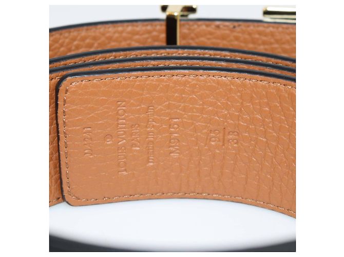 Reversibler 40MM Initiales Gürtel aus schwarzem/braunem Leder von Louis Vuitton - Ansicht 7
