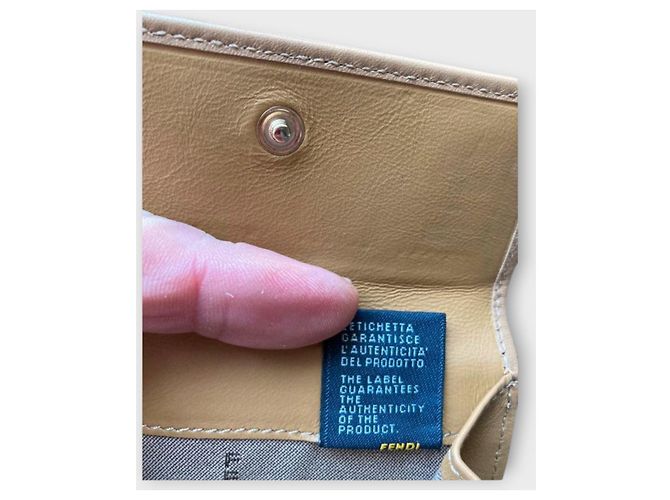 Baguette Fendi Woven Leather Wallet Eggshell Gold FF Clasp - view 5