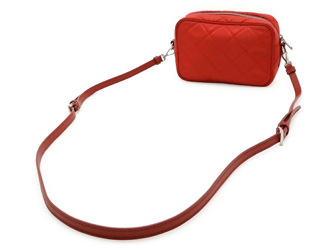 Bolso de Hombro Triángulo Prada Roja - vista 3