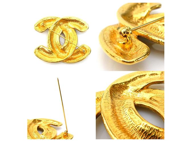 Spilla in metallo dorato Chanel D'oro - vista 4