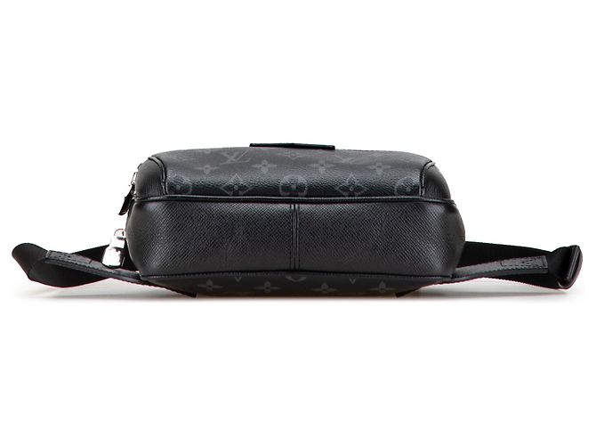 Bumbag Riñonera exterior Monogram Eclipse negra Louis Vuitton Negro - vista 3