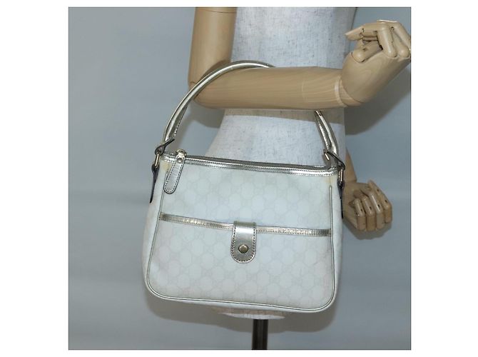 Gucci Borsa a spalla GG Supreme in PVC bianco e oro 190258 Auth SW1471 D'oro - vista 22