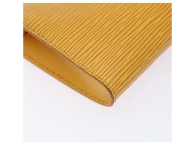 LOUIS VUITTON Pochete Bucket PM Epi Amarelo LV Auth 140748 - vista 16