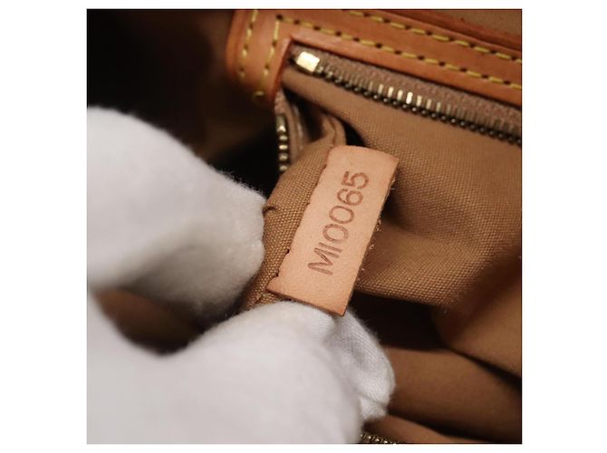 LOUIS VUITTON Borsa a Mano Monogram Vernis Reade PM Noisette M91334 LV Auth 140863 Nocciola - vista 12