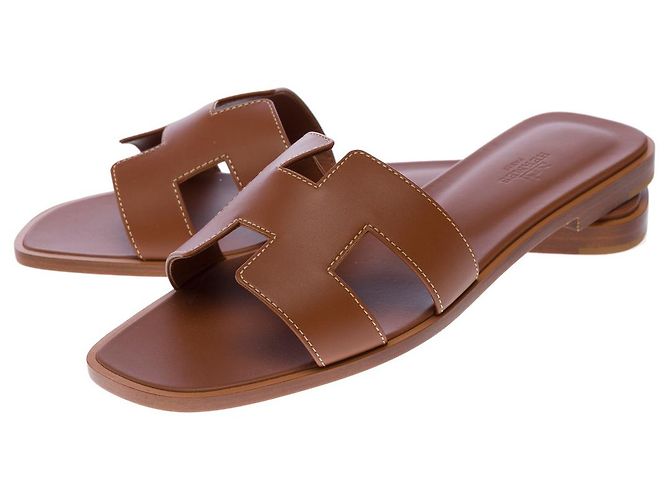 Hermès Chaussure HERMES Oran en Cuir Marron - 102903 - vue 3