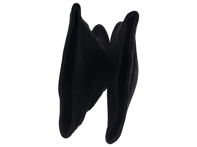 Alaïa Over The Knee Boots in Black Suede - view 3