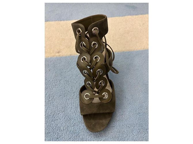 Sandali Christian Dior in pelle kaki Cachi - vista 3
