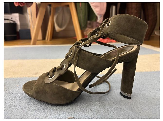 Sandali Christian Dior in pelle kaki Cachi - vista 4