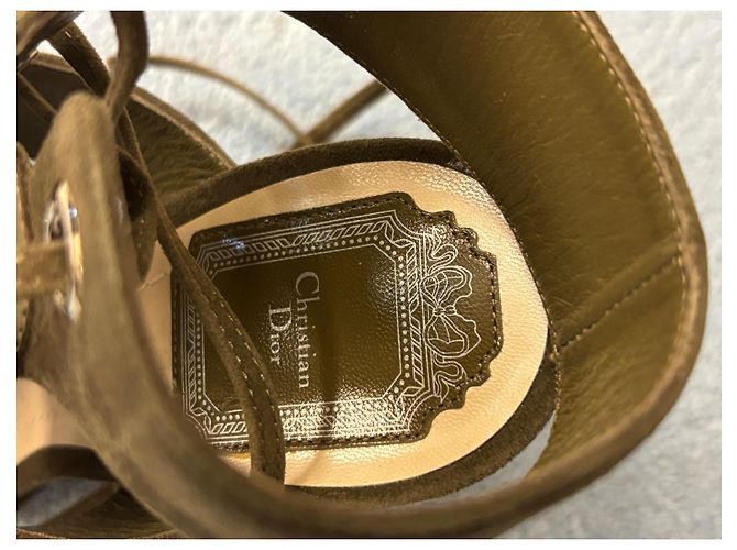 Sandali Christian Dior in pelle kaki Cachi - vista 5