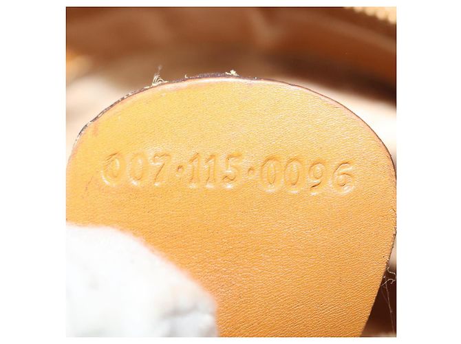 GUCCI Micro GG Supreme Shoulder Bag PVC Beige Gold Auth ki5912 Golden - view 12