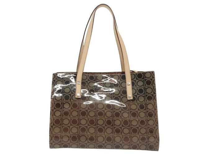 Borsa Tote Salvatore Ferragamo in vinile marrone Auth BA5417 - vista 2