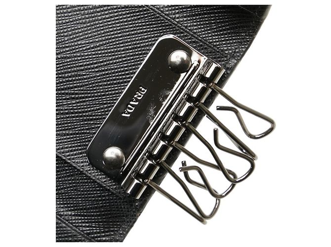 Llave de cuero Saffiano negro con logo de Prada - vista 9