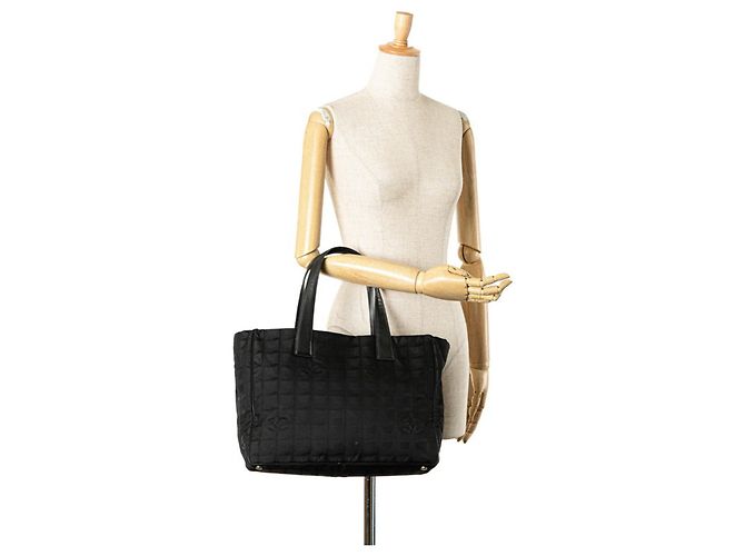 Borsa tote MM Coco Mark della nuova linea di viaggio Chanel Nero - vista 12