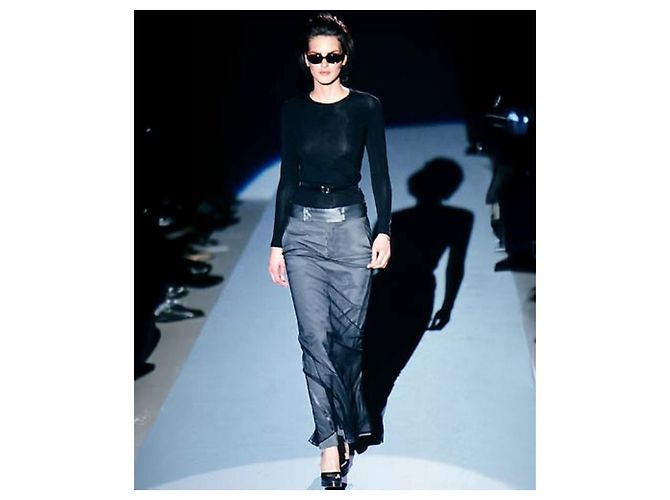 Falda Gucci, modelo Silk Shadow FW1998 de Tom Ford. - vista 4
