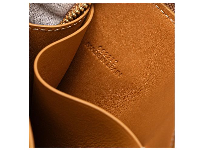 Pochette Amazona Loewe in pelle marrone - vista 11