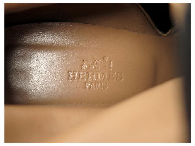Hermès HERMES STIEFELETTEN GRÖSSE 39 AUS BIKOLOREM LEDER UND Wildleder BEUTEL STIEFELETTEN - Ansicht 9