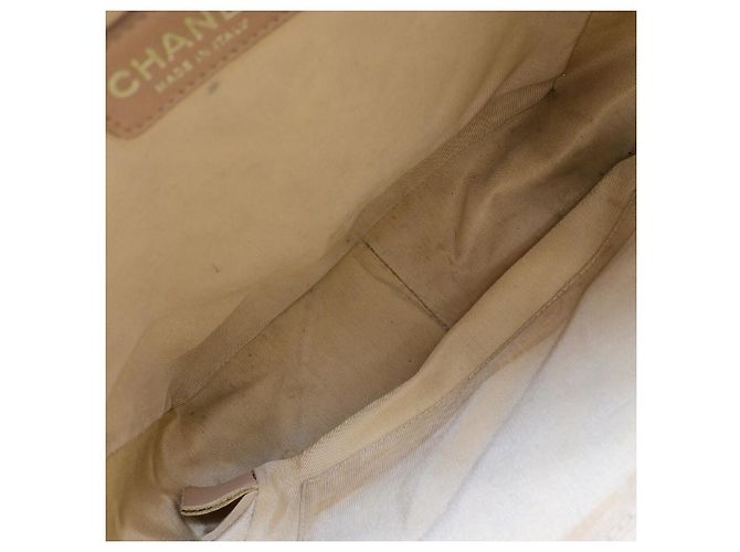 Chanel Piccola Borsa da Shopping Trapuntata in Caviar Grande Beige - vista 5