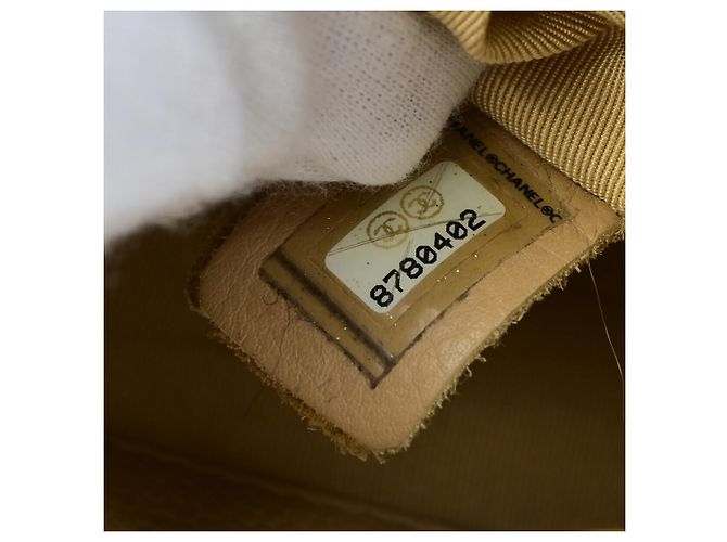 Chanel Piccola Borsa da Shopping Trapuntata in Caviar Grande Beige - vista 7