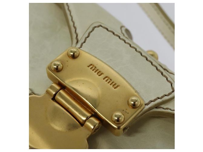 Borsa a Spalla Miu Miu in Pelle Bianca e Oro Auth 140643 Bianco D'oro - vista 18