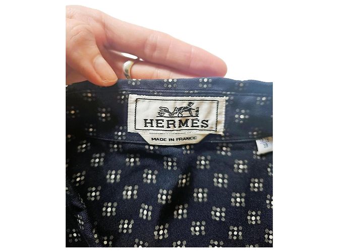 Camicia Hermès da uomo, realizzata in 100% seta di altissima qualità, Made in France. - vista 3