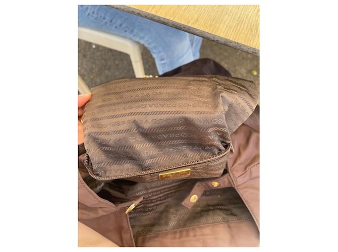 Tote Borsa Prada con catena in nylon Marrone - vista 15