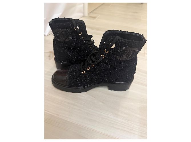 Botas de tweed azul marino Chanel - vista 2