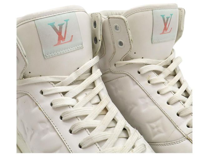 Sneakers Alte Monogram Emboss della Linea Rivoli Louis Vuitton Rosa Bianco Blu chiaro - vista 6