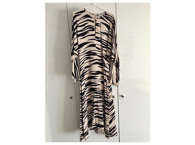 Vestido midi Cos negro y ecru de viscosa Blanco roto - vista 11