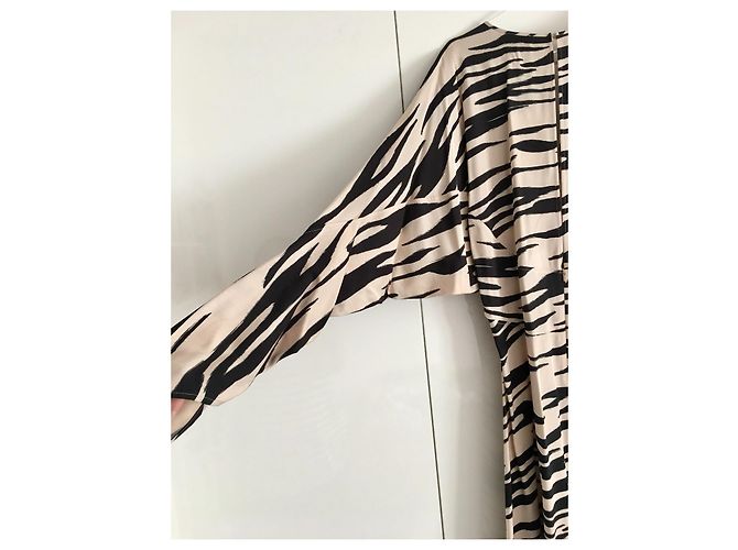 Vestido midi Cos negro y ecru de viscosa Blanco roto - vista 4