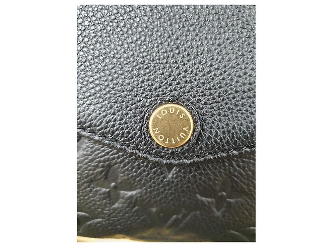 Metis Louis Vuitton Pelle Empreinte Twice Nera Nero - vista 3