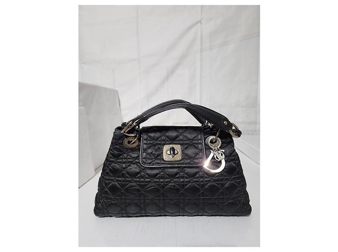 CHRISTIAN DIOR Borsa Tote Charming Lock in Satin Cannage Trapuntato Nero - vista 13