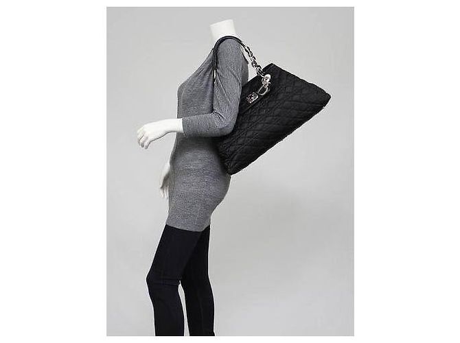 CHRISTIAN DIOR Borsa Tote Charming Lock in Satin Cannage Trapuntato Nero - vista 3