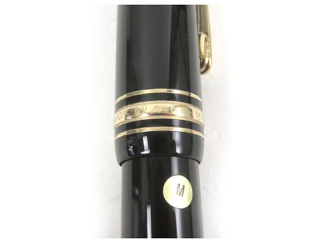Pluma Montblanc Meisterstück Negro Dorado - vista 9