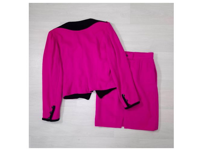 Emanuel Ungaro Ungaro Parallele Paris tailleur rosa in velluto vintage 1980s - vista 2