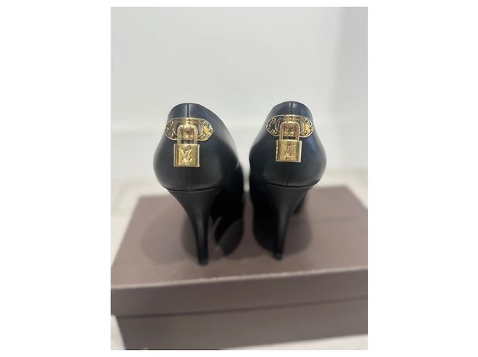 Décolleté Louis Vuitton in pelle nera con punta aperta Nero - vista 5