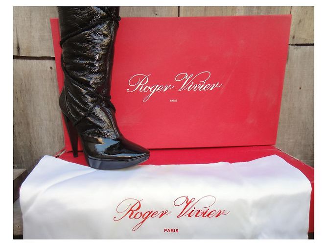 Botas Roger Vivier de cuero shearling barnizado negro Talla 41 - vista 4