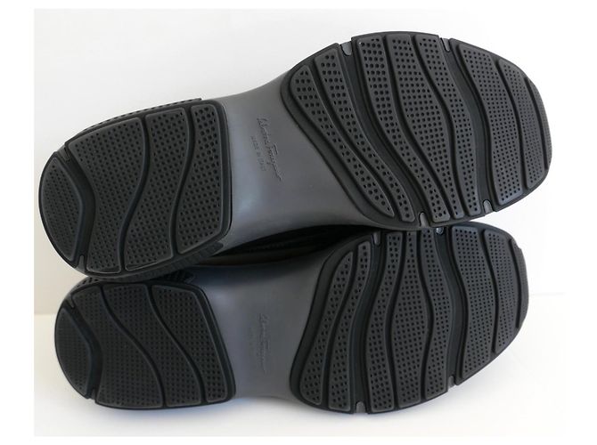 Salvatore Ferragamo Mocassini con Suola Moulded Ferragamo Nero - vista 5