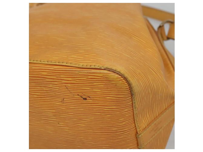 Noe LOUIS VUITTON Borsa a Spalla Petit Noé Epi Gialla M44109 LV Auth 140573 Giallo - vista 15