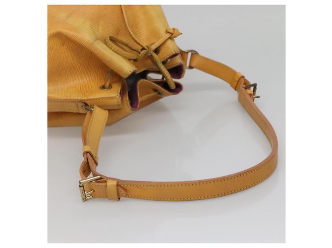 Noe LOUIS VUITTON Borsa a Spalla Petit Noé Epi Gialla M44109 LV Auth 140573 Giallo - vista 7